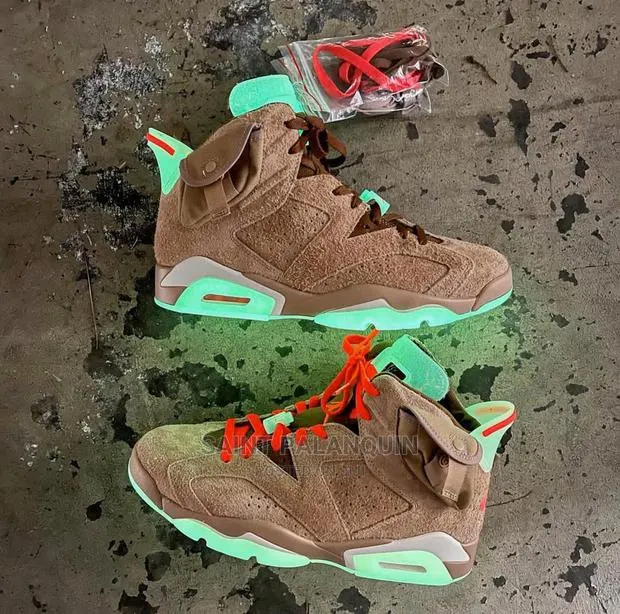 Air Jordan 6 Retro · Photo 1