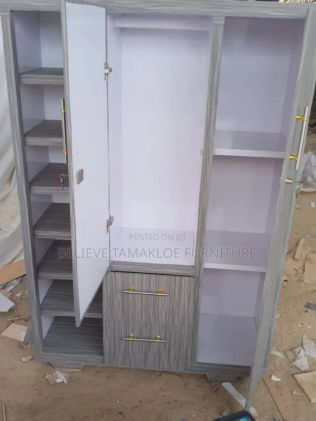 Double Wardrobe Shoerack · Photo 1