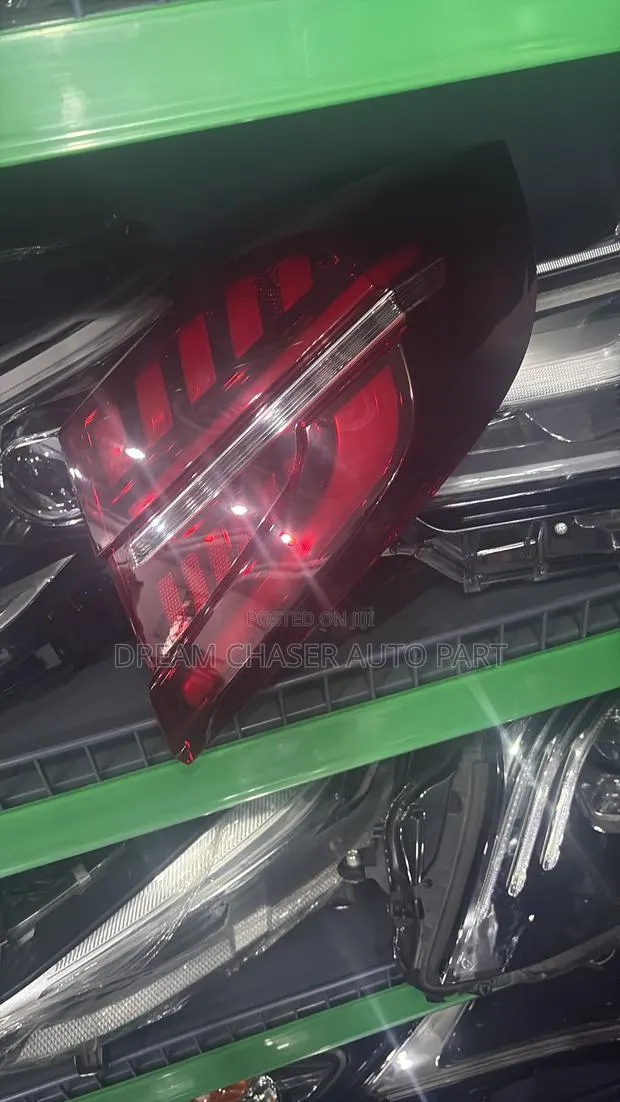 Accord 2018 Spec TailLight · Photo 1