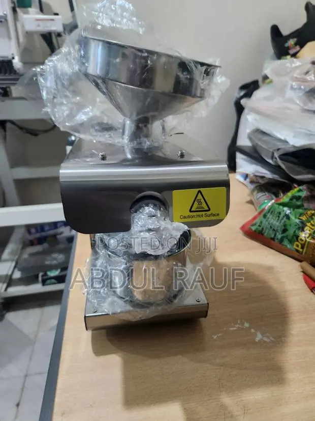 Oil Press Machine · Photo 1