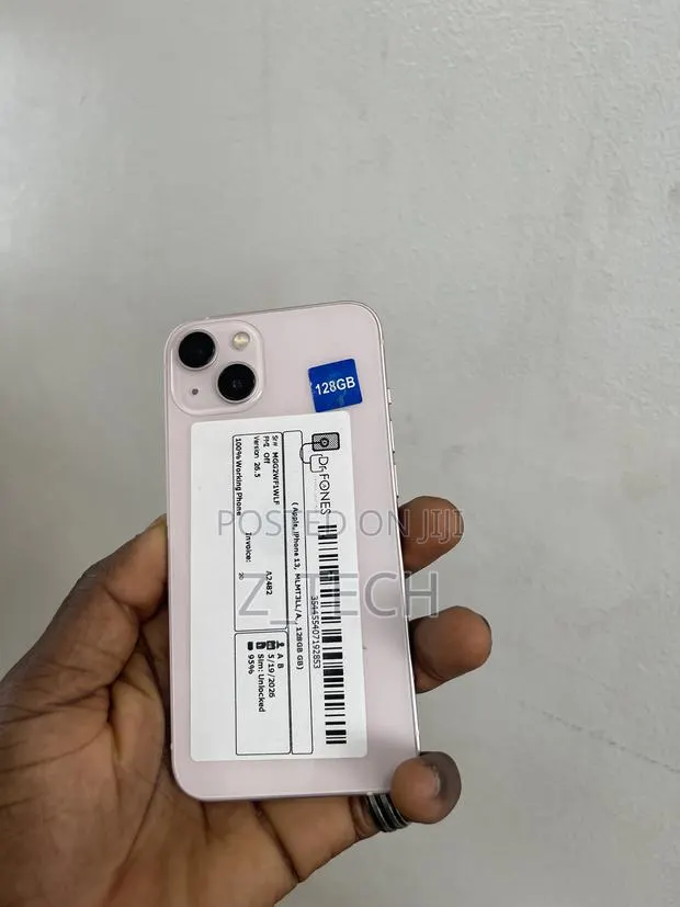 New Apple iPhone 13 128 GB Pink · Photo 1