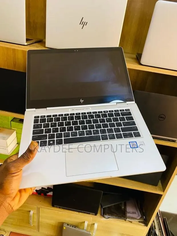Laptop HP EliteBook x360 1030 G2 8GB Intel Core i5 SSD 256GB · Photo 1