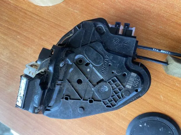 Honda CRV 2017 2018 2019 2020 2021 2022 Door Lock Actuator · Photo 1