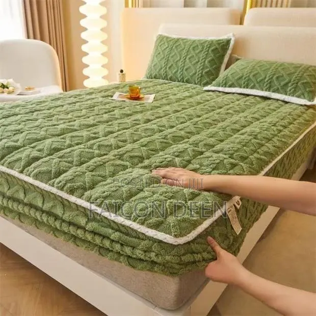 Original Thick Fluffy Soft Mattress Covers (Available in Diff Colors · Photo 1