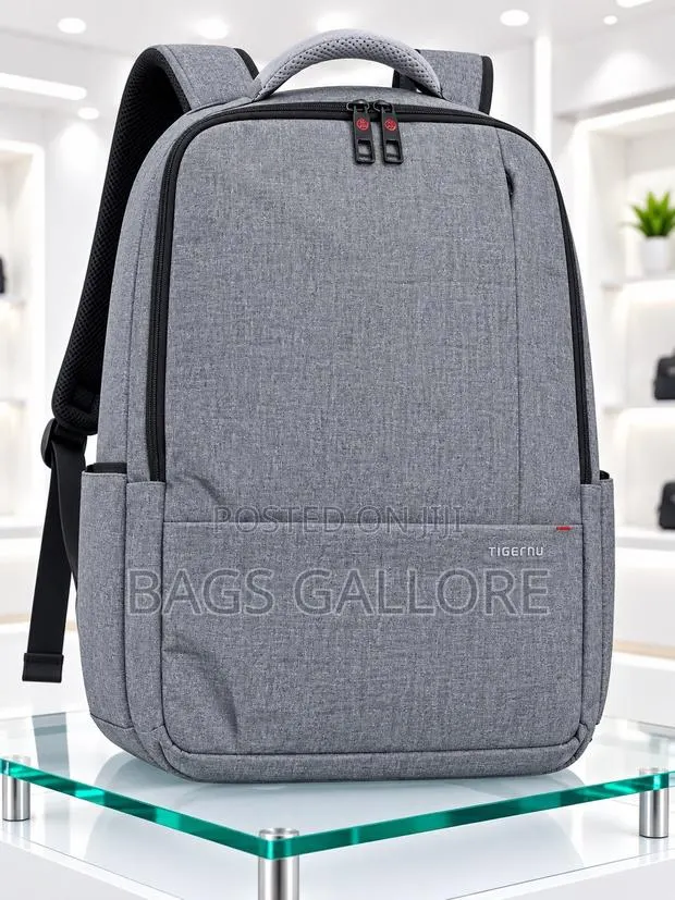 17inches Office Backpack · Photo 1