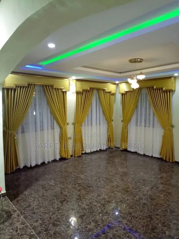 Permit Curtains Decor · Photo 1