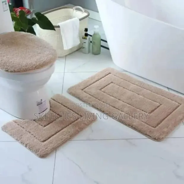 Modern Bath Mat Perfect for Any Bathroom · Photo 1