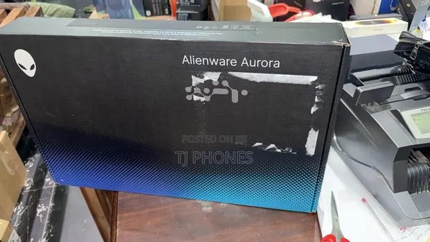 New Laptop Alienware 16 Aurora 16GB Intel Core i7 SSD 512GB · Photo 1