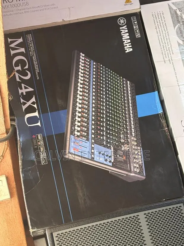 Yamaya Mg24xu Mixer Console · Photo 1