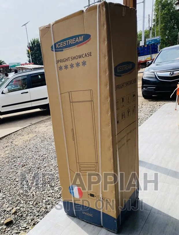 Latest and Affordable UNI-250C IcestreamDisplay Fridge,198L · Photo 1