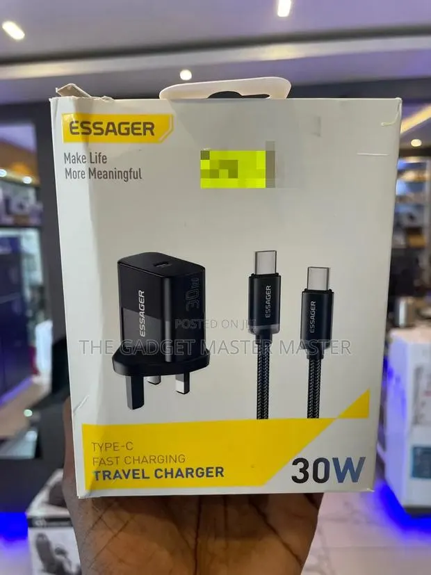 Essager 30w Type-C Complete Fast Travel Charger · Photo 1