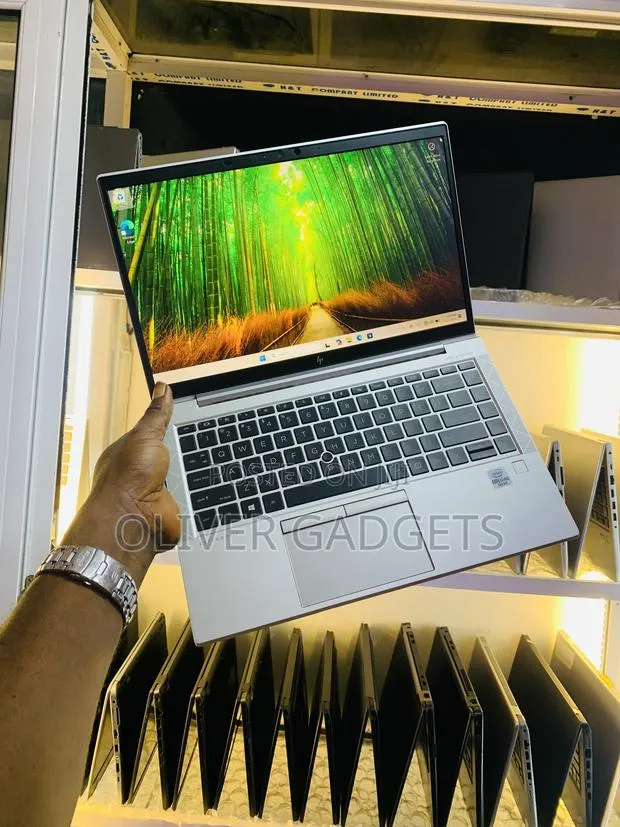 Laptop HP EliteBook 840 G7 16GB Intel Core i5 SSD 512GB · Photo 1