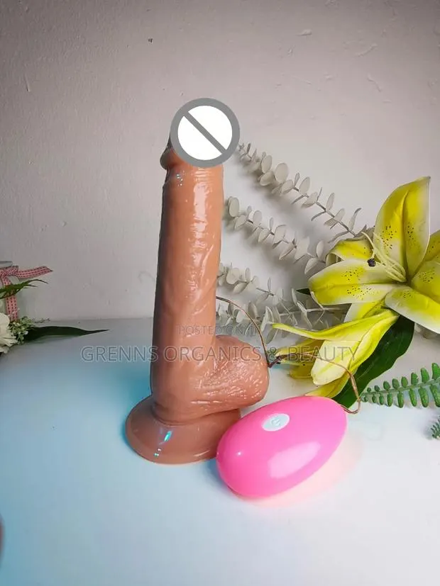 8 Inch Realistic Vibrating Dildo Suction Base AAA Battery · Photo 1