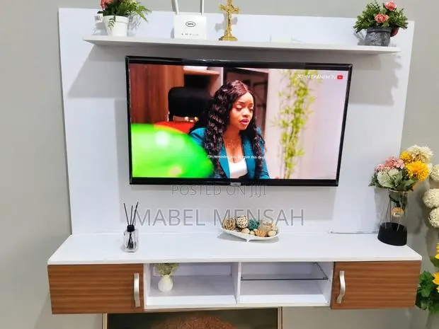 TV Console and TV · Photo 1