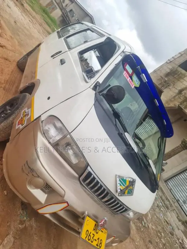 Kia Pregio 2005 White · Photo 1