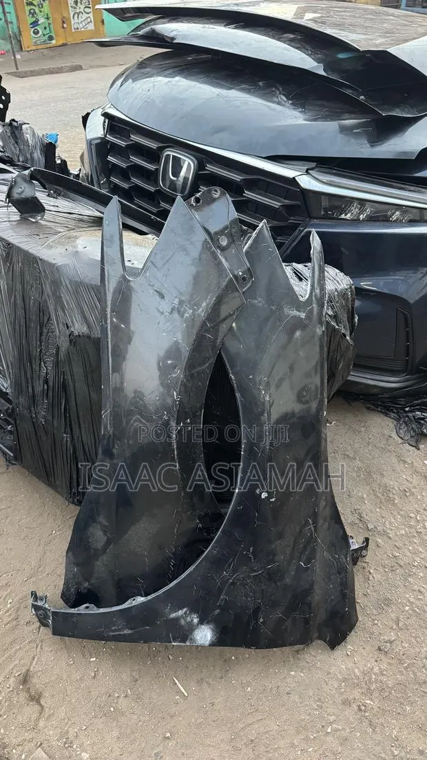 Toyota Camry 2015,2016,2017 Fender · Photo 1