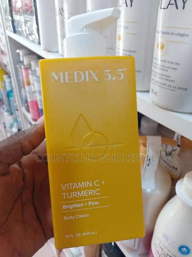 Medix Vitamin C + Turmeric · Photo 1