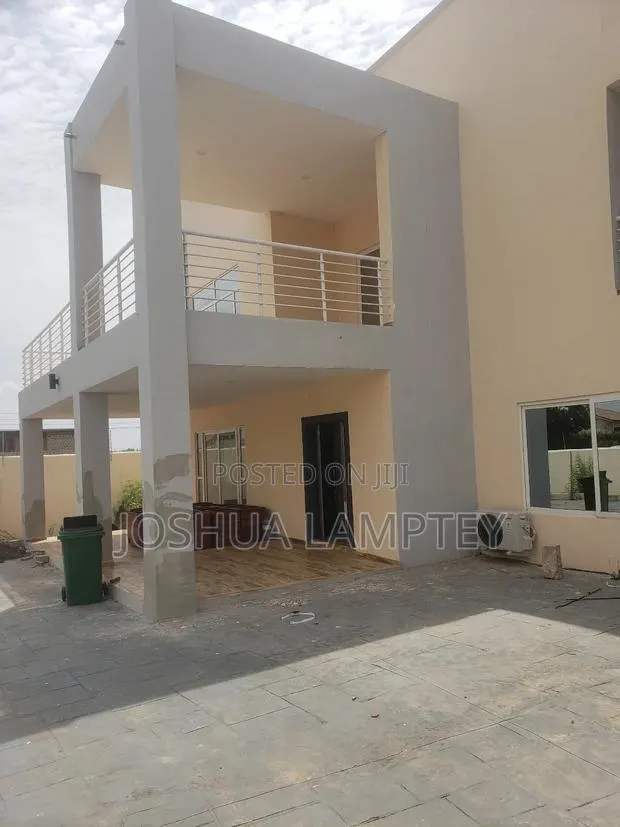 5bdrm House in Mayfair Estate, Tseaddo for rent · Photo 1