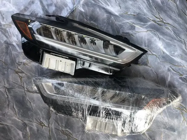 Nissan Maxima 2019, 2020, 2021, 2022 Headlight – OEM | Foreign Used · Photo 1