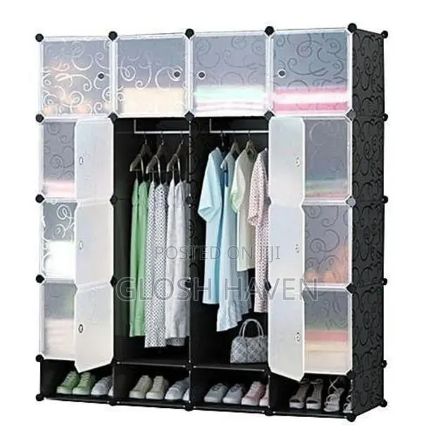 16 Cubes Plastic Wardrobe · Photo 1