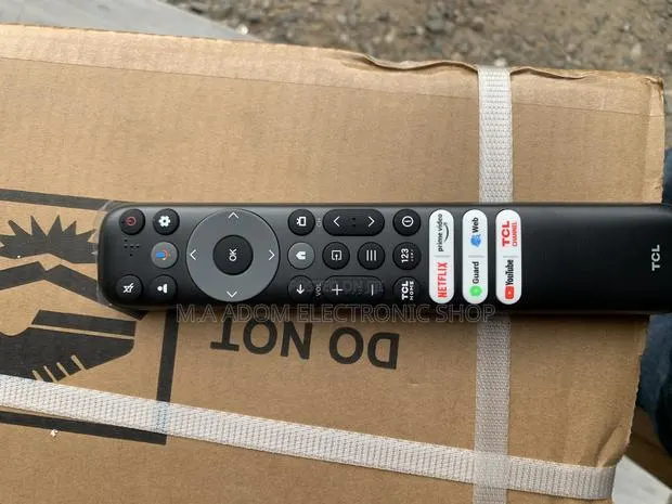 Replaceable TCL Smart Remote Control · Photo 1
