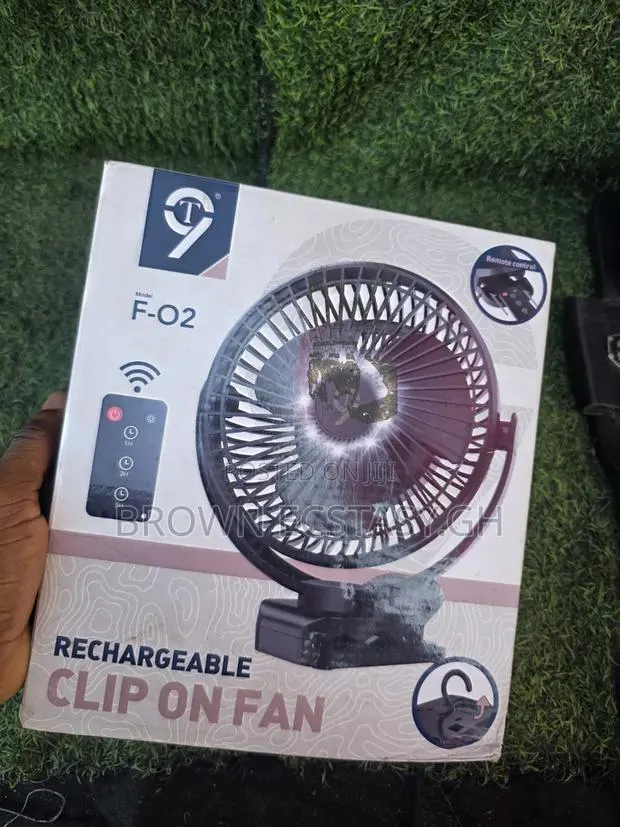 T9 F02 Rechargeable Clip on Fan · Photo 1