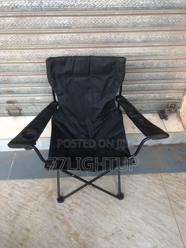 Royal Comfort Black Camp Chair · Photo 1