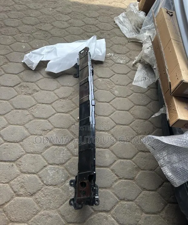 Honda CRV Front Reinforcement Bar 2017 2018 2019 2020 2021 2022 · Photo 1