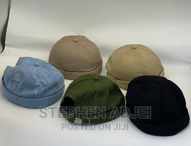 Skull Cap / Beanie · Photo 1