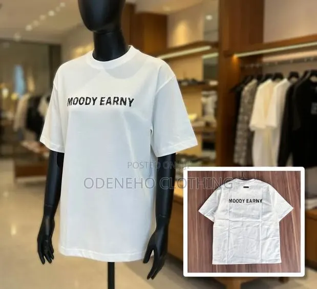 Original Round Neck Shirt · Photo 1