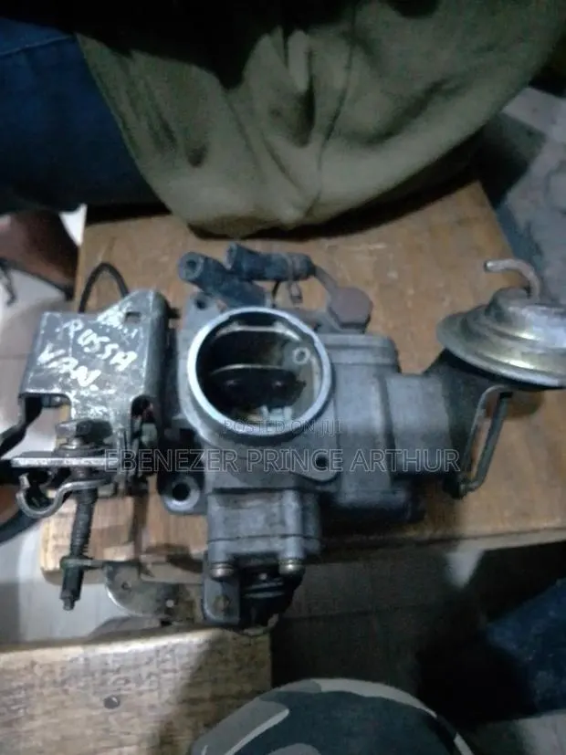 Vehicle Body Throttle · Photo 1