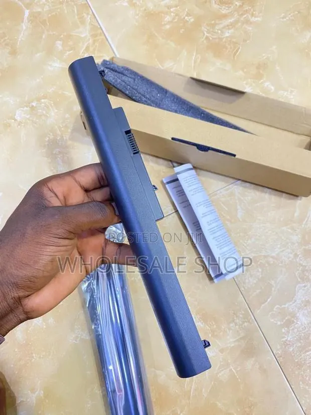 Laptop Batteries · Photo 1