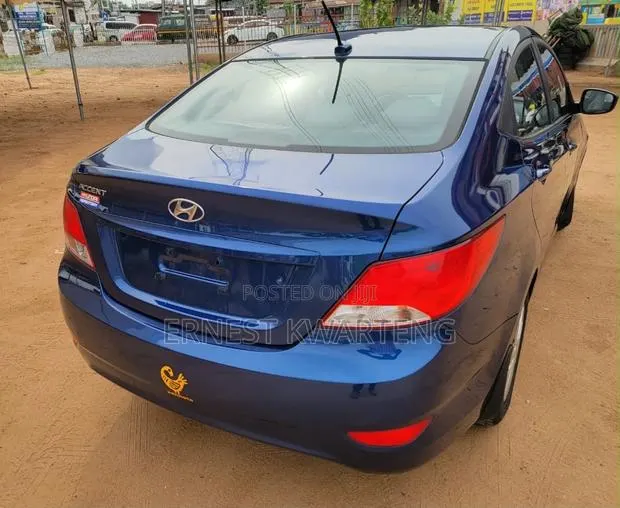 Hyundai Accent 2016 Blue · Photo 1
