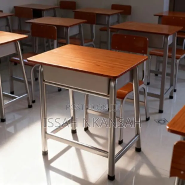 School Chairs · Photo 1
