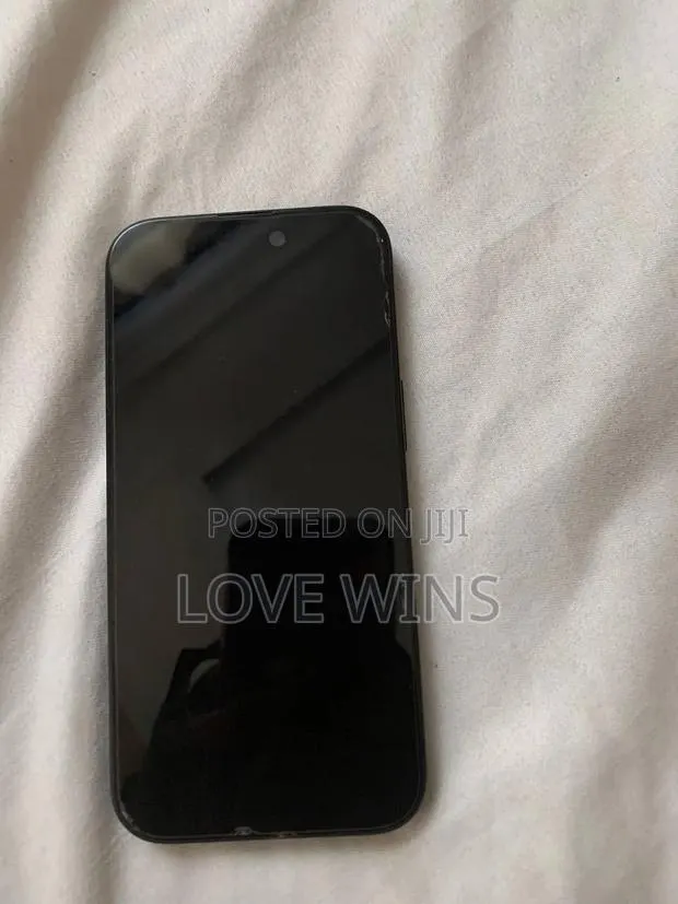 Apple iPhone 15 128 GB Blue · Photo 1