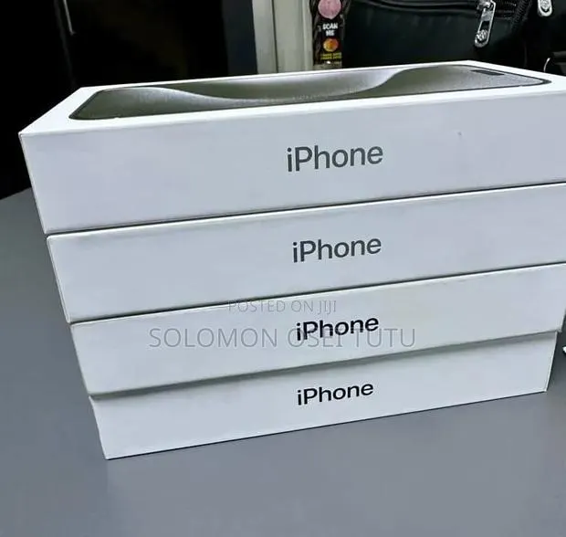 New Apple iPhone 16e 128 GB Black · Photo 1