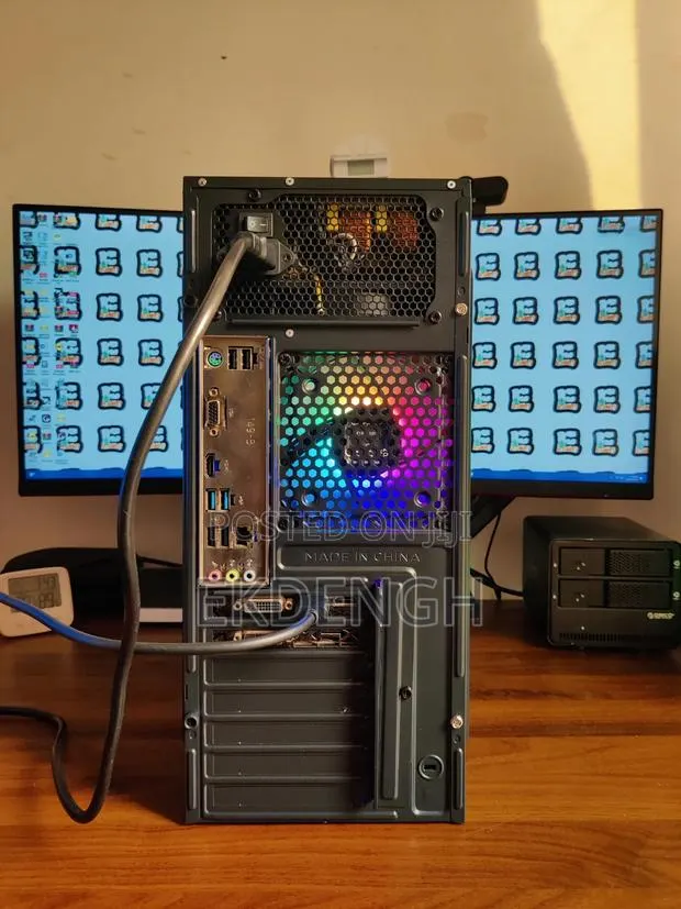 Desktop Computer 16GB AMD Ryzen 5 SSD 256GB · Photo 1