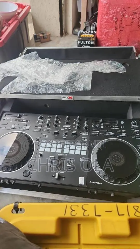 Pioneer DDJ Rev5 · Photo 1