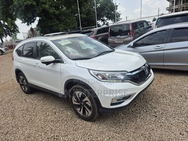 Honda CR-V 2016 White · Photo 1