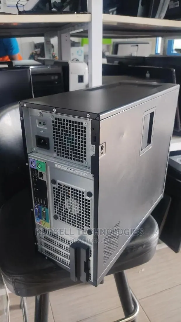 New Desktop Computer HP 4GB Intel Core i3 HDD 500GB · Photo 1