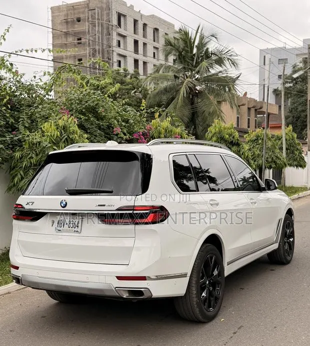 BMW X7 xDrive40i AWD 2026 White · Photo 1