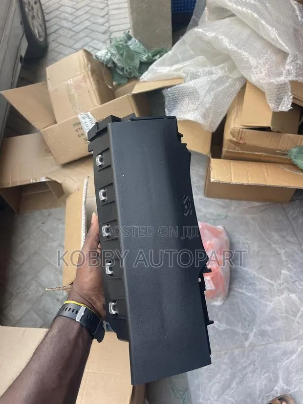 Honda Accord Knee Airbag 2023 2024 2025 2026 · Photo 1