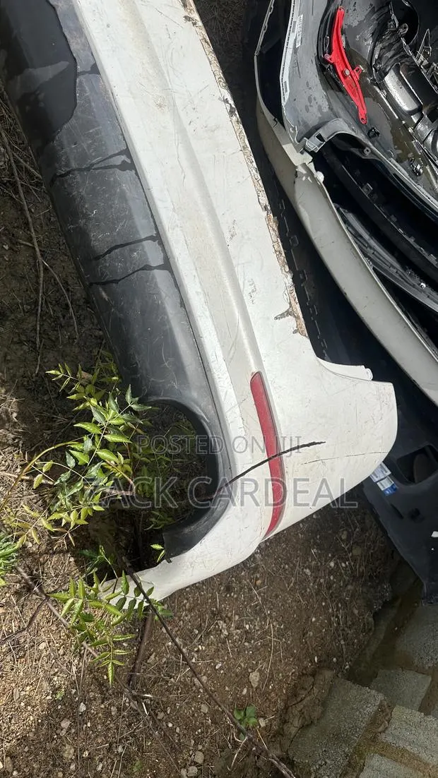 Kia Optima 2015 Back Bumper Available · Photo 1