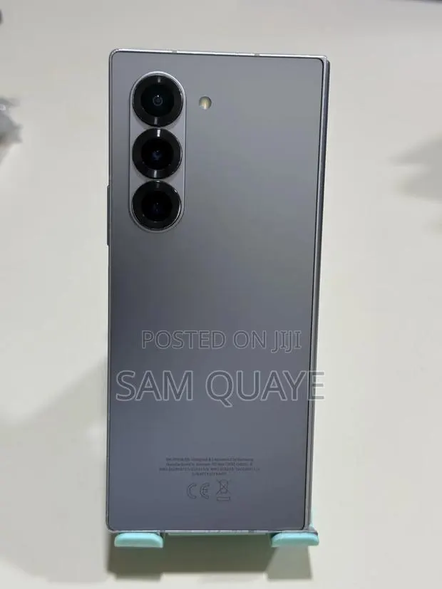 Samsung Galaxy Z Fold6 256 GB Gray · Photo 1