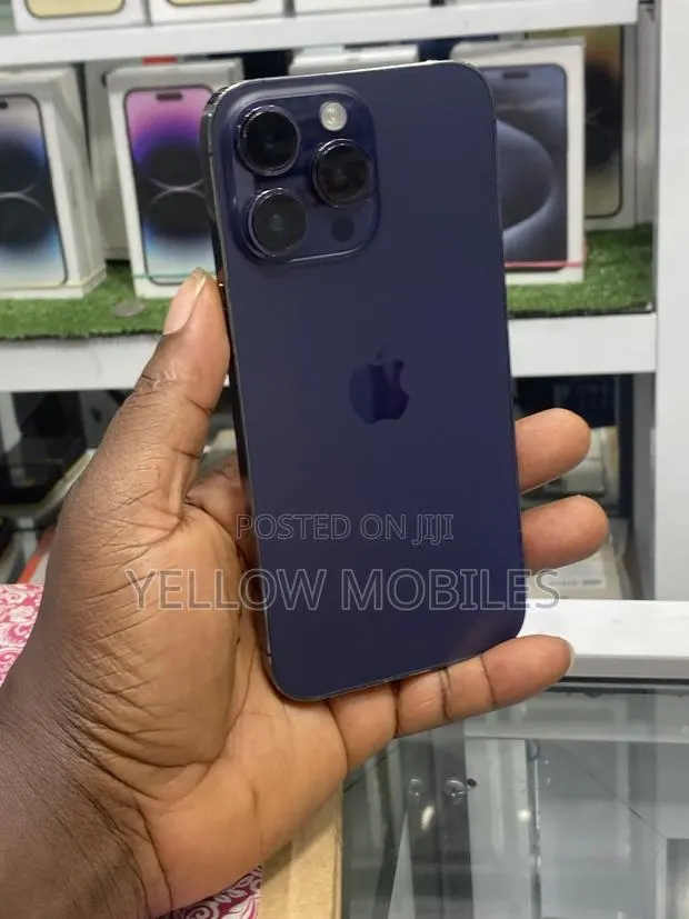 Apple iPhone 14 Pro Max 128 GB Purple · Photo 1