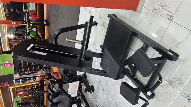 Glute Isolator Machine · Photo 1