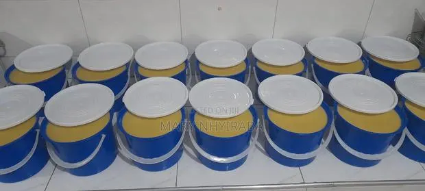 Undiluted Fresh Shea Butter · Photo 1