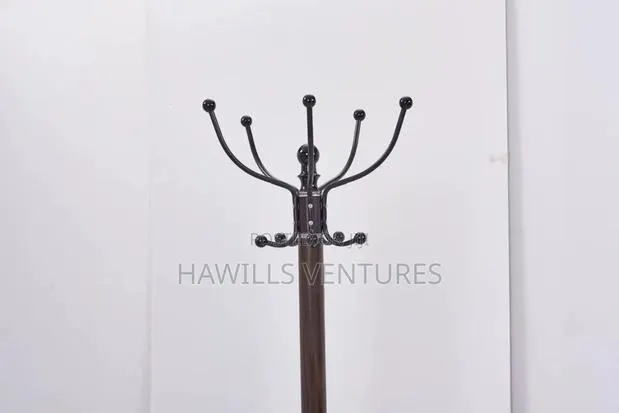 Coat Hanger · Photo 1