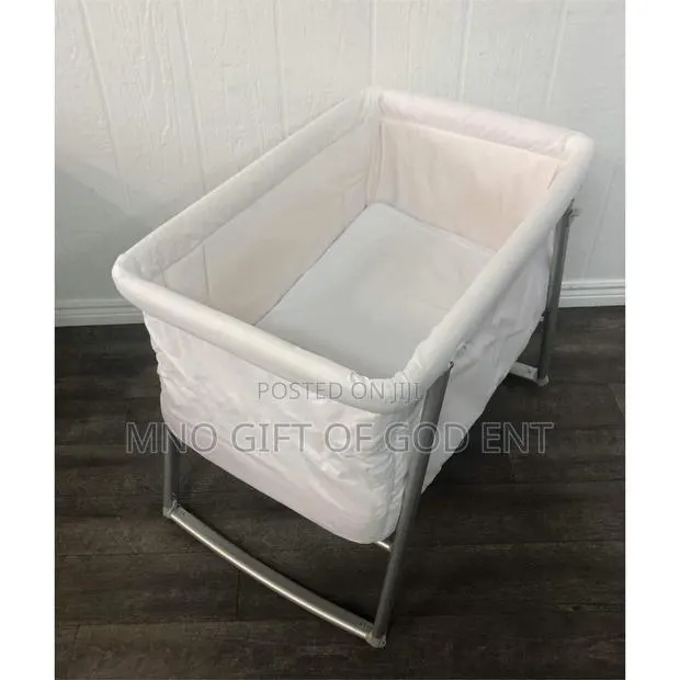 Babyhome Dream Bassinet · Photo 1