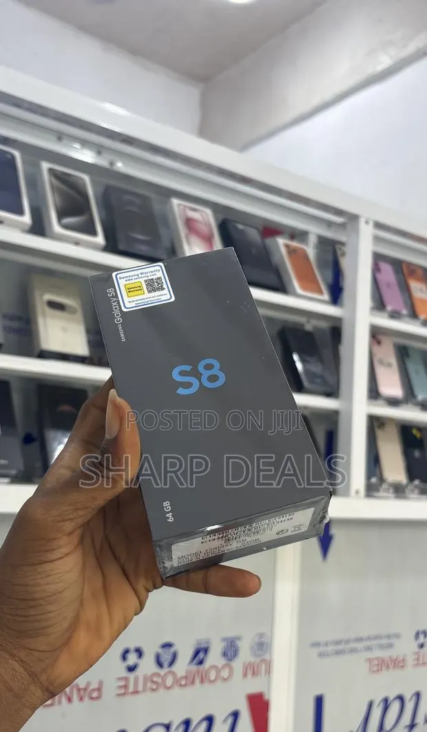 New Samsung Galaxy S8 64 GB Black · Photo 1